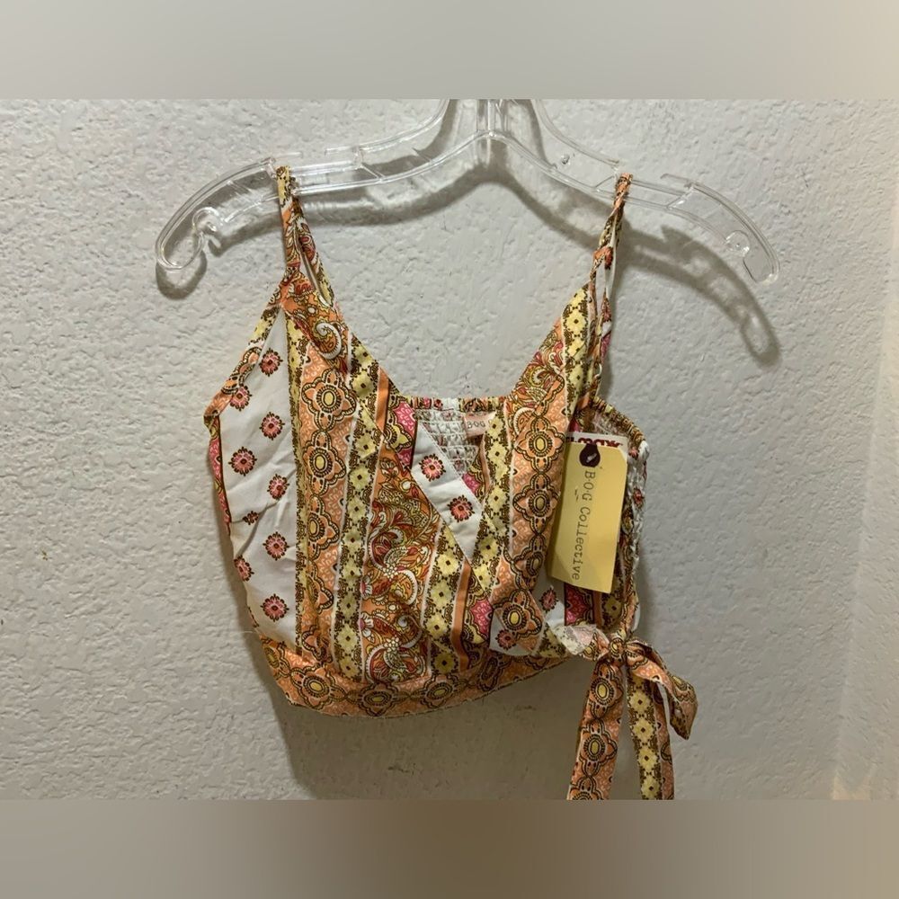 NWT BOG Collective floral Crop top Sz-XS